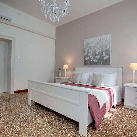 Accademia Opera Deluxe By Wonderful Italy Apartamento