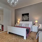 Accademia Opera Deluxe By Wonderful Italy Apartment