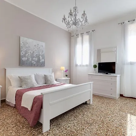 Accademia Opera Deluxe By Wonderful Italy