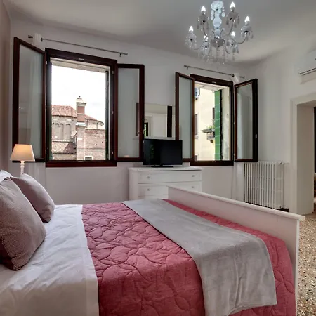 Accademia Opera Deluxe By Wonderful Italy Apartamento *