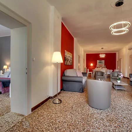 Accademia Opera Deluxe By Wonderful Italy * Veneza