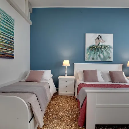 Accademia Opera Deluxe By Wonderful Italy Appartement
