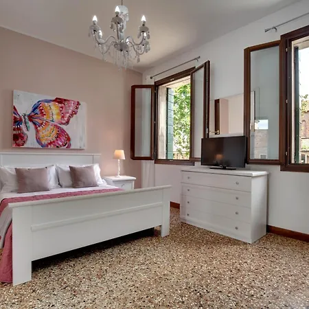 Accademia Opera Deluxe By Wonderful Italy Appartement
