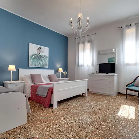 Apartament Accademia Opera Deluxe By Wonderful Italy