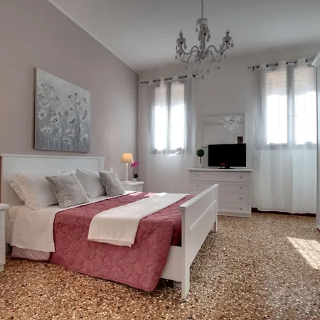 Apartament Accademia Opera Deluxe By Wonderful Italy Wenecja