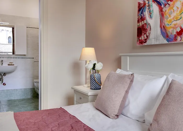 Apartment Accademia Opera Deluxe By Wonderful Italy