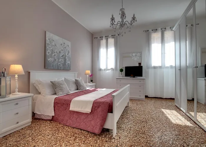 Accademia Opera Deluxe By Wonderful Italy Apartment *